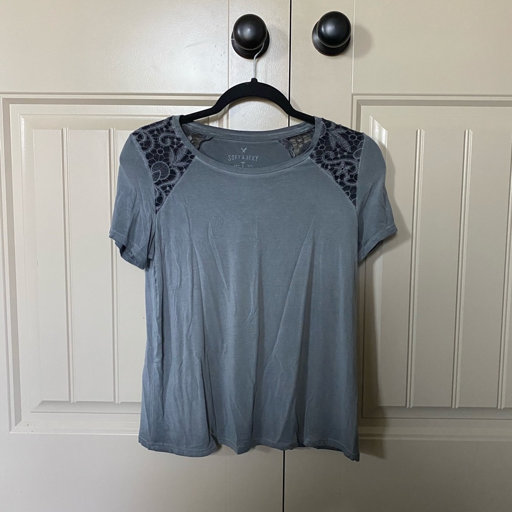 American Eagle Grey Shirt